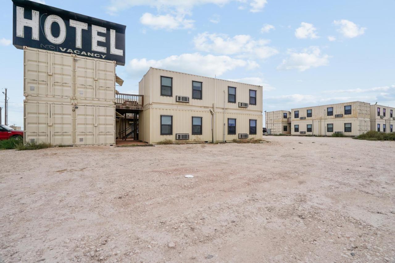 The Resource Inn -Big Lake Tx Екстер'єр фото