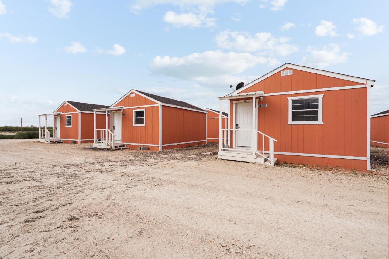 The Resource Inn -Big Lake Tx Екстер'єр фото
