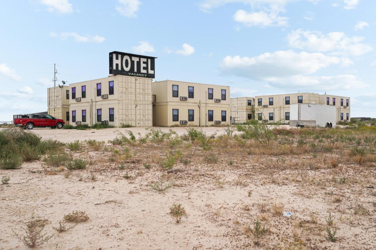 The Resource Inn -Big Lake Tx Екстер'єр фото
