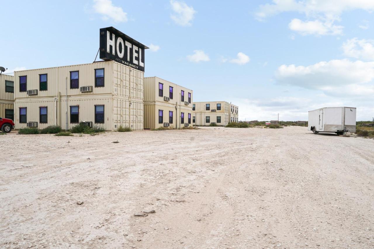 The Resource Inn -Big Lake Tx Екстер'єр фото