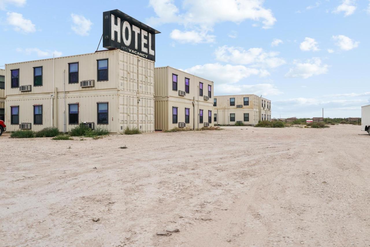 The Resource Inn -Big Lake Tx Екстер'єр фото