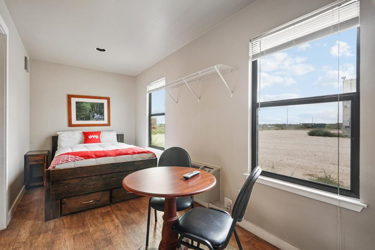 The Resource Inn -Big Lake Tx Екстер'єр фото